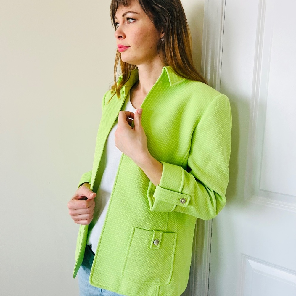 TAHARI Woman Lime Jacket